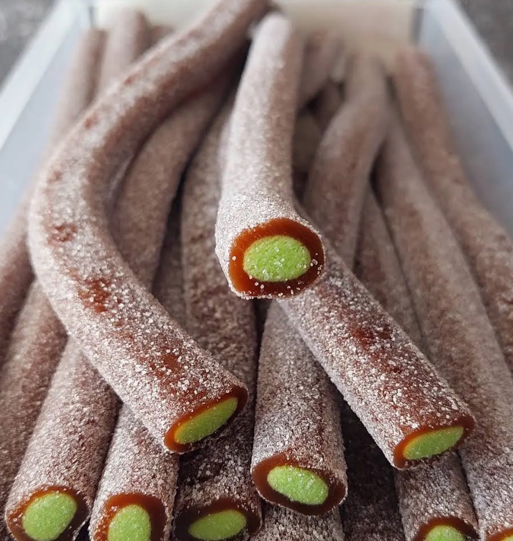 Jumbo Cola Acide - 23 cm Environ